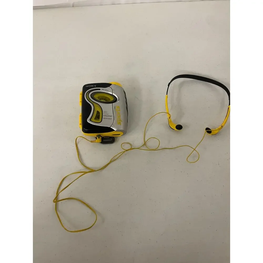 Vintage Sony Sports FM/AM Radio Cassette Walkman WM-FS111 w/ MDR-W014 Headphones